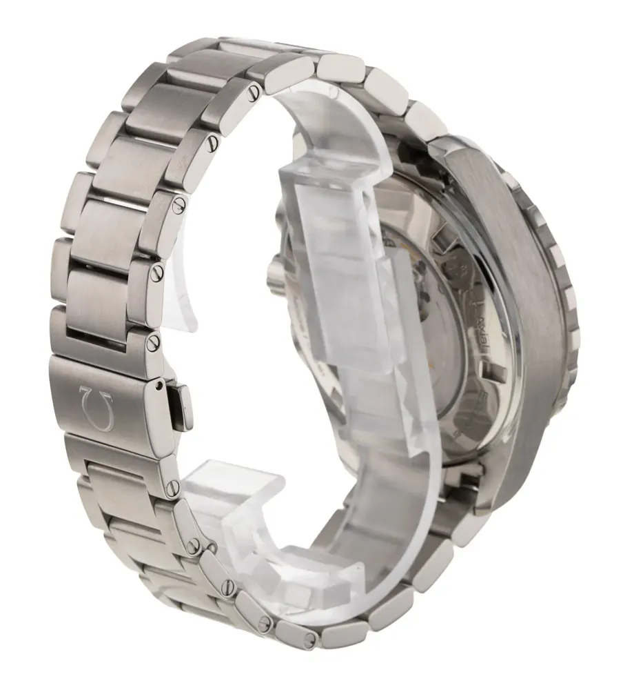Omega Aqua Terra 150m Gents 231.13.44.52.06.001 — 2016 — Excellent detail 3