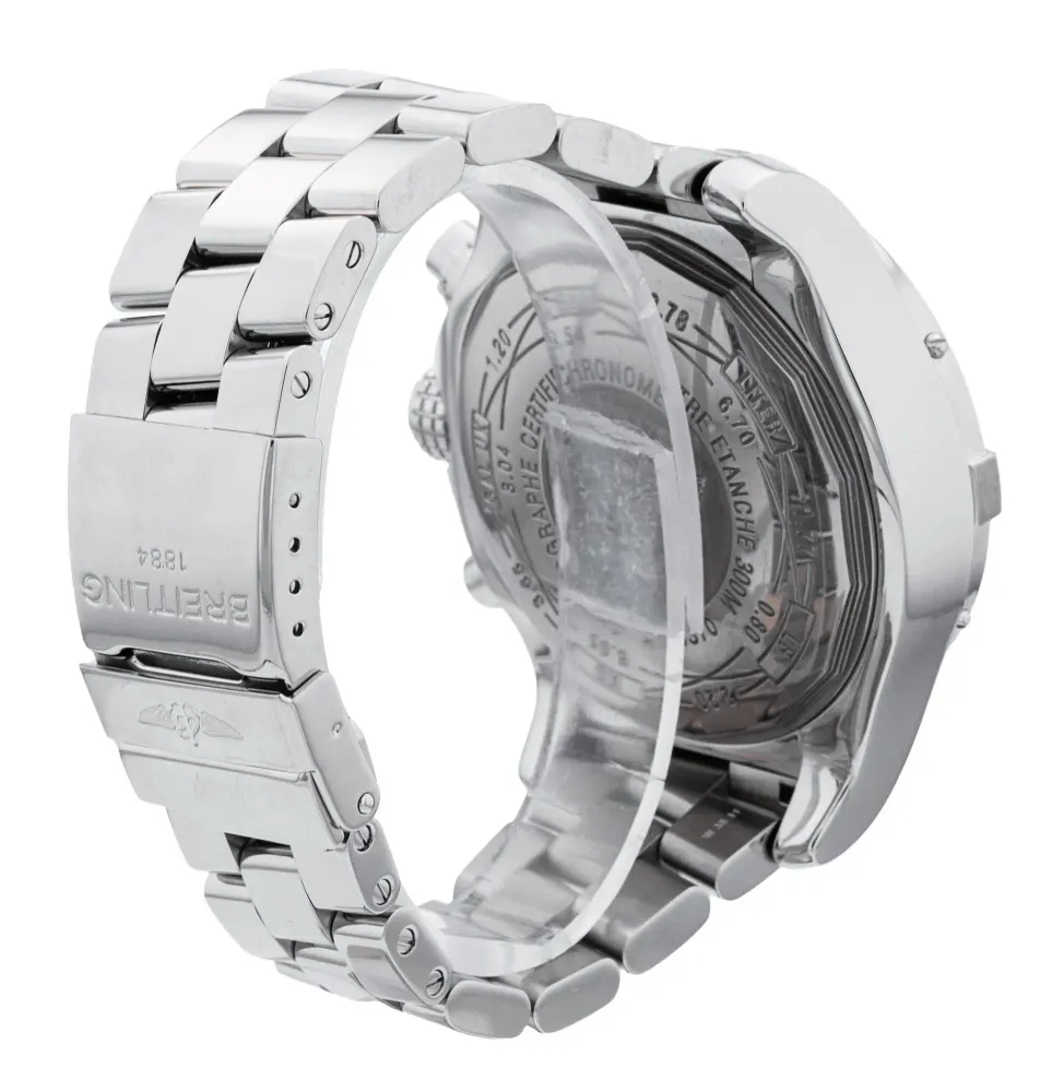 Breitling Super Avenger A13370 — 2012 — Very good detail 3