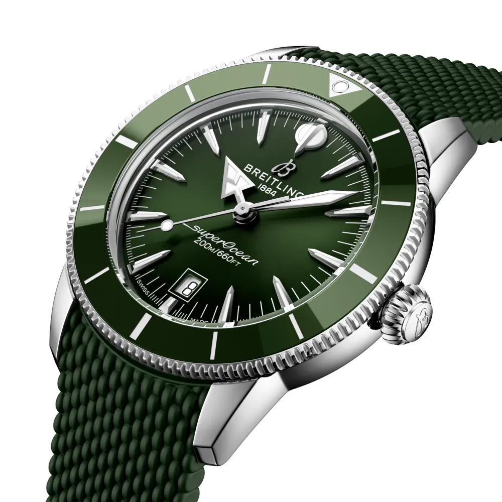 Breitling Superocean Heritage B31 Automatic 44mm Mens Watch Green Rubber detail 3