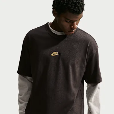 Nike Sportswear Premium Essentials Men's T-Shirt - Velvet Brown/Flat Gold