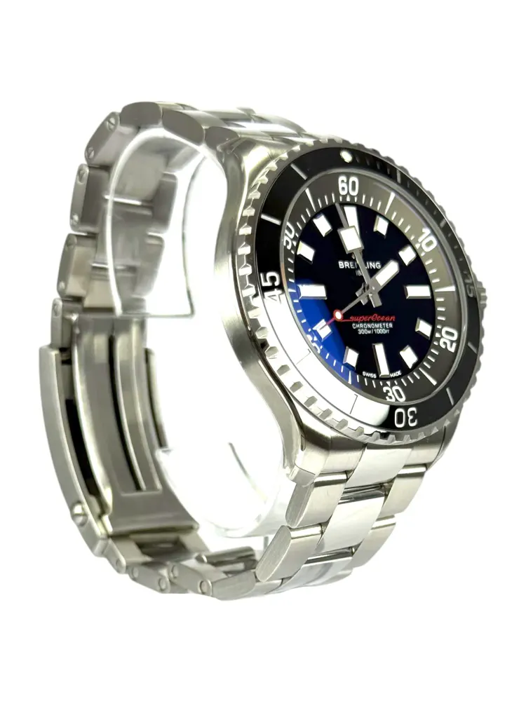 Breitling SuperOcean Automatic 44 A17376 — 2024 — Very good detail 3