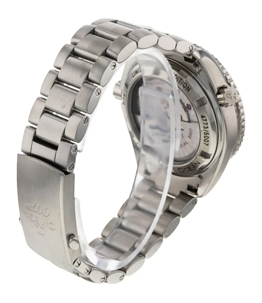 Omega Planet Ocean 232.30.42.21.01.004 — 2012 — Excellent detail 3
