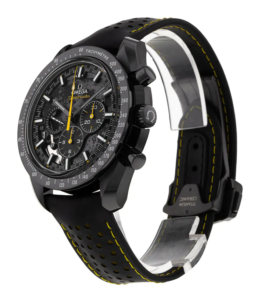 Omega Speedmaster Dark Side of the Moon 310.92.44.50.01.001 — 2025 — Excellent detail 2