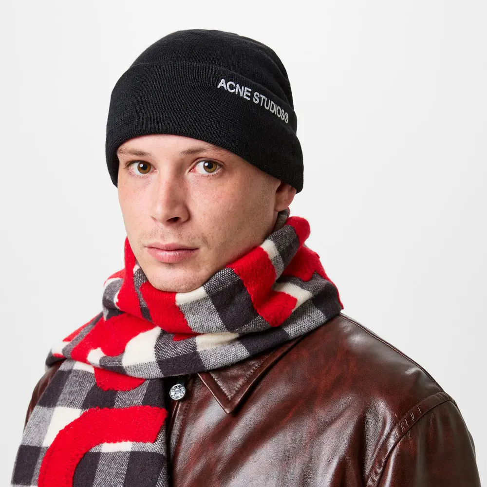 Acne Studios Men's Logo Beanie detail 3