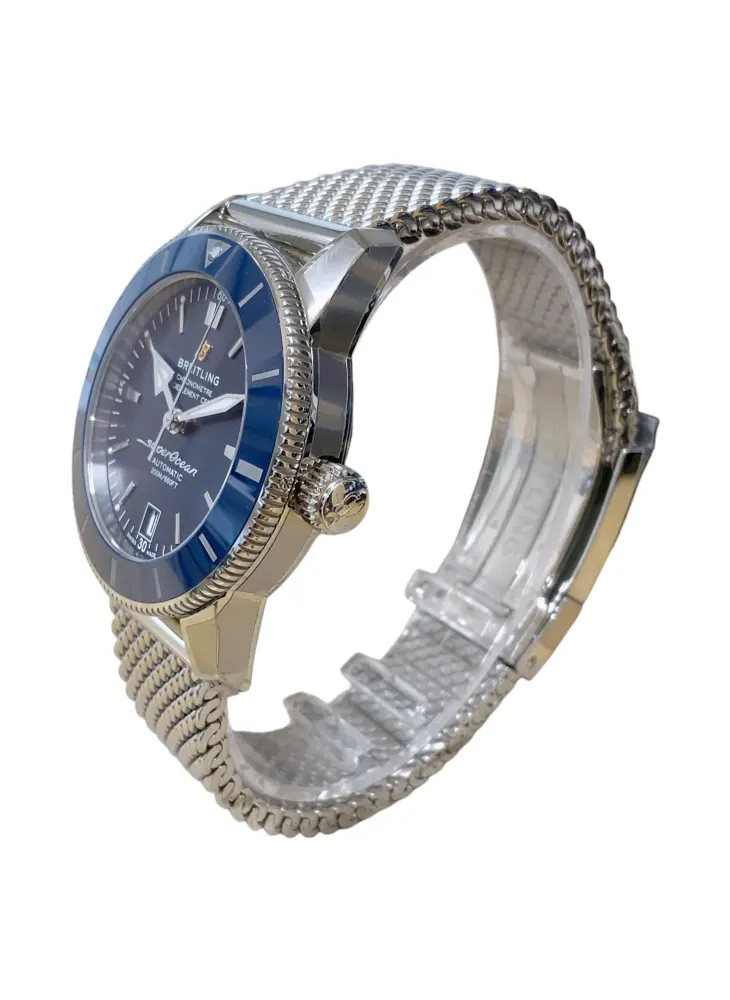 Breitling SuperOcean Heritage B20 Automatic 42 AB2010 — 2024 — Unworn detail 2