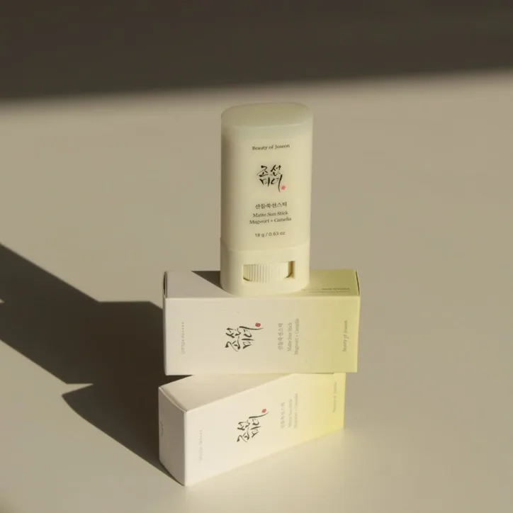 BEAUTY OF JOSEON Matte Sun Stick : Mugwort + Camelia SPF50+ PA++++ 18g detail 3