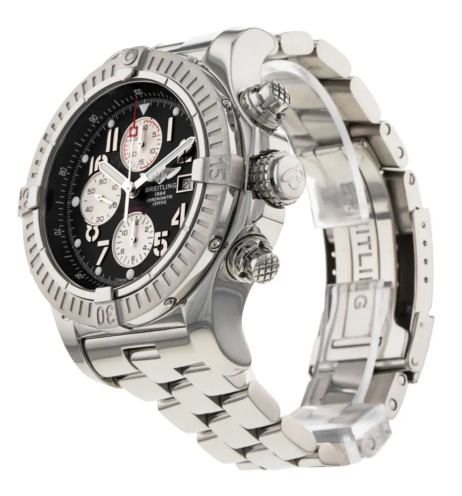 Breitling Super Avenger A13370 — 2013 — Very good detail 2