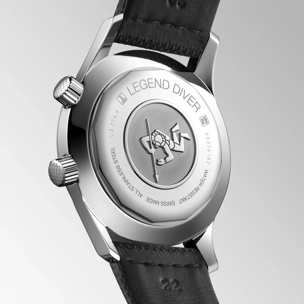 Longines Legend Diver 42mm Mens Watch detail 3