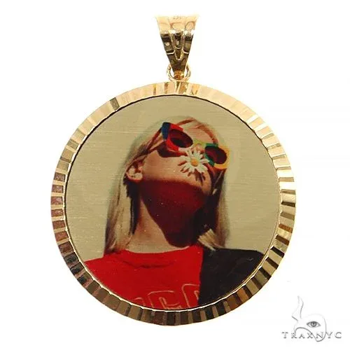RINA - SUNNY 2 14K Gold Photo Pedant 30mm 69138 in Yellow Gold – Pendant