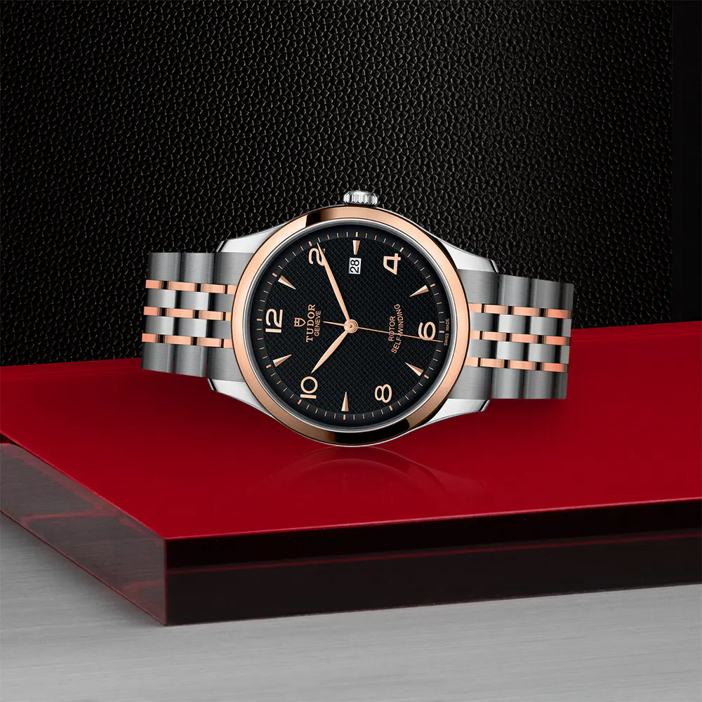 Tudor 1926 41mm Mens Watch Steel Case Rose Gold Bezel Black Dial detail 3