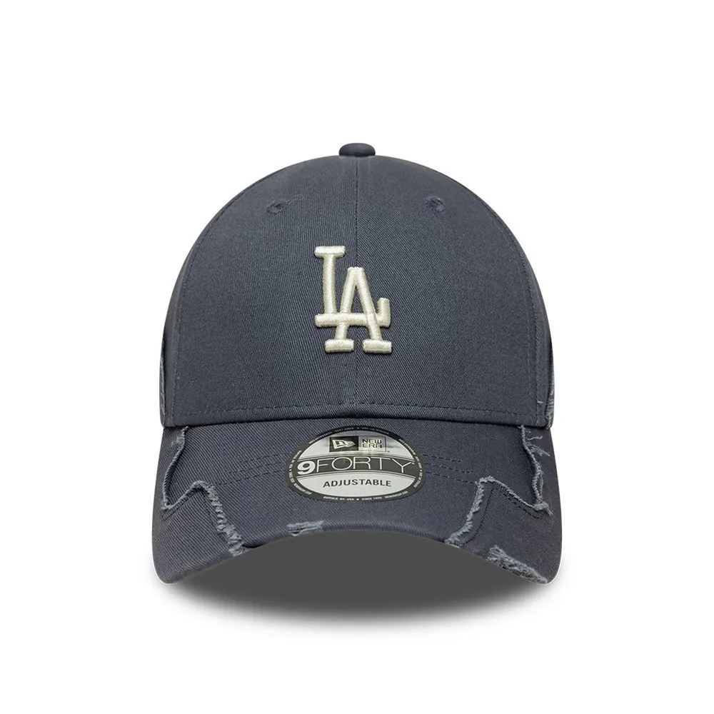 New Era 9FORTY Distressed Adjustable Cap detail 2