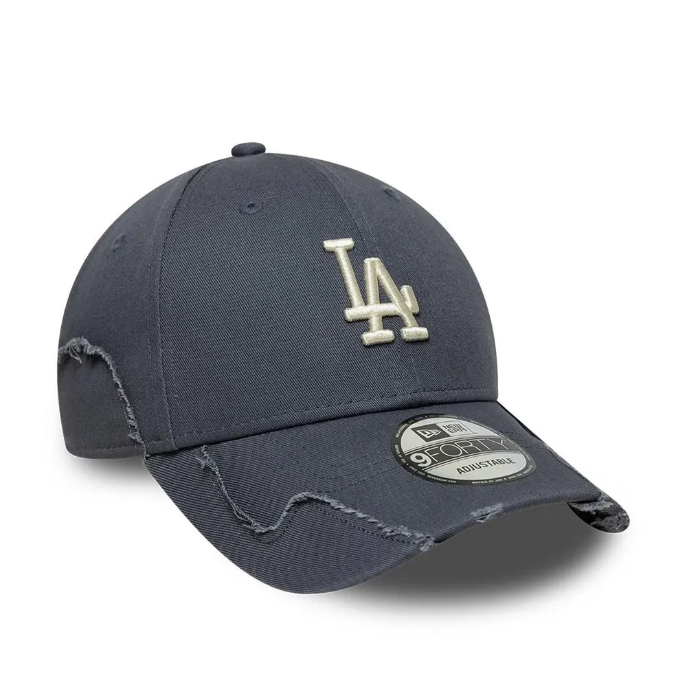 New Era 9FORTY Distressed Adjustable Cap detail 3