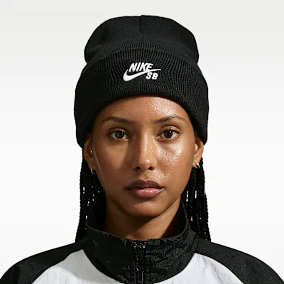 Nike SB Peak Skate Beanie - Black/White in Black/White – Nike men's and unisex