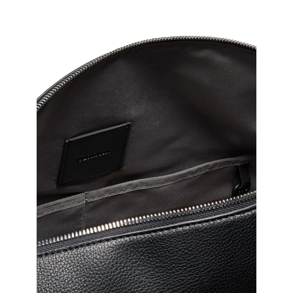 Calvin Klein Mens Raised Duffle Holdall detail 3