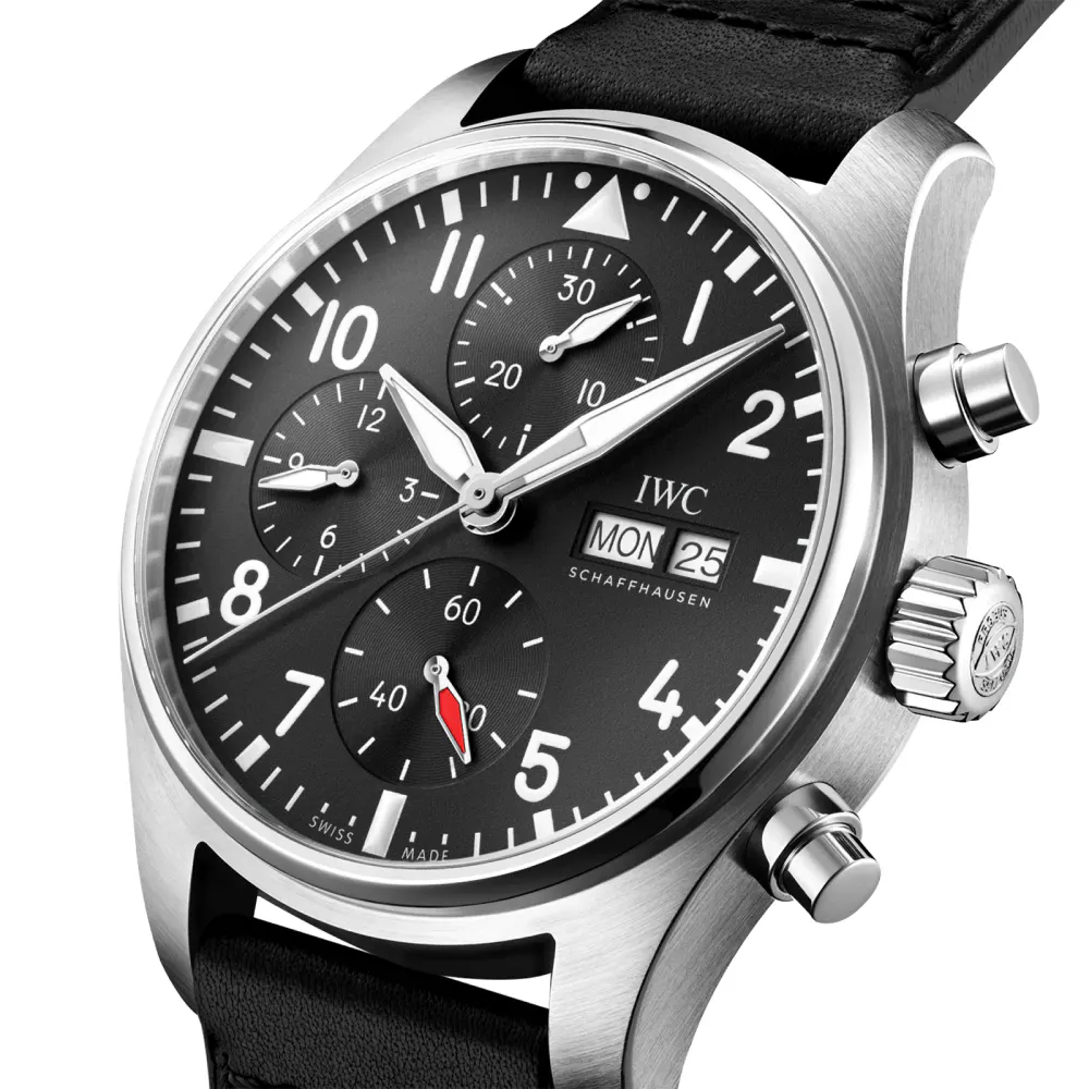 IWC Pilot Chronograph 41mm Mens Watch detail 2