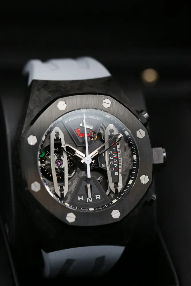 Audemars Piguet Royal Oak 26265FO.OO.D002CR.01 — 2015 — Very good in Black Baton, additional product view 2