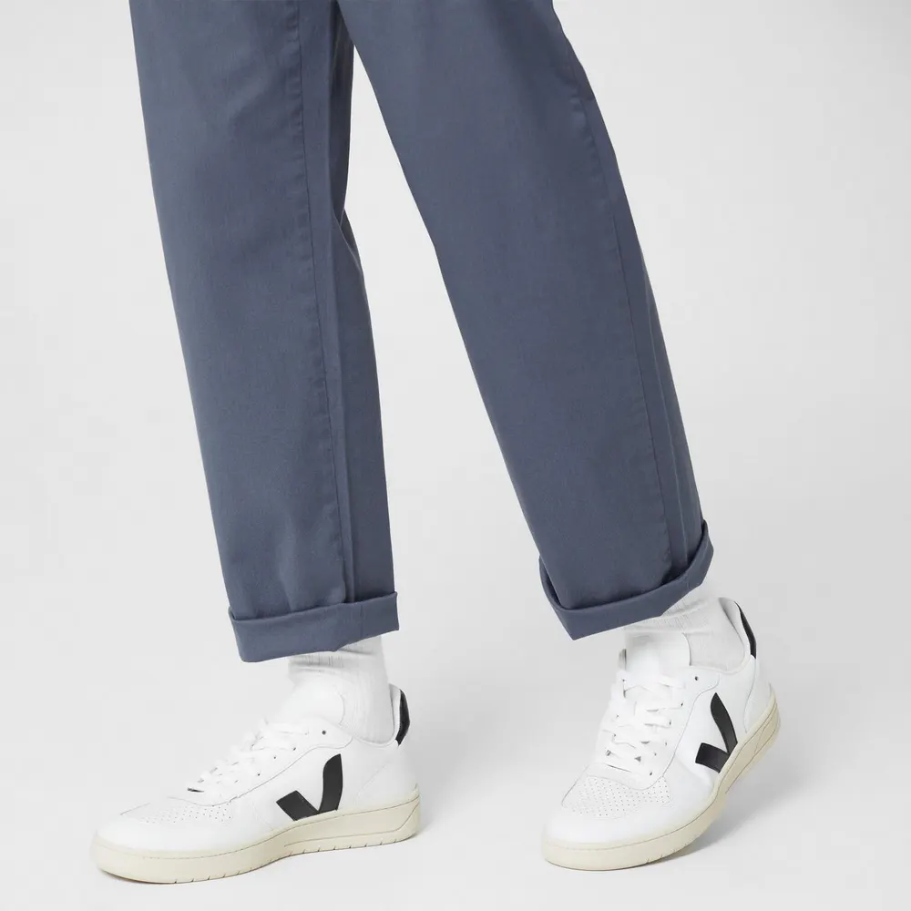 Veja V-10 in Ex White/Black, additional product view 2