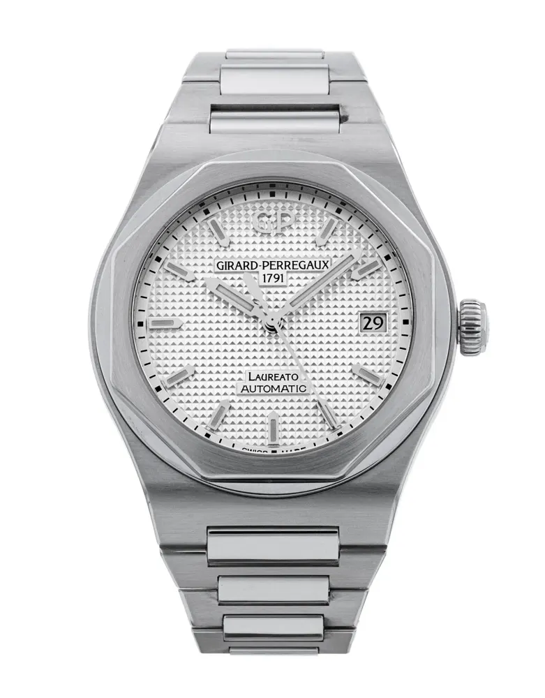Girard Perregaux Laureato 81005-11-131-11A — 2018 — Excellent