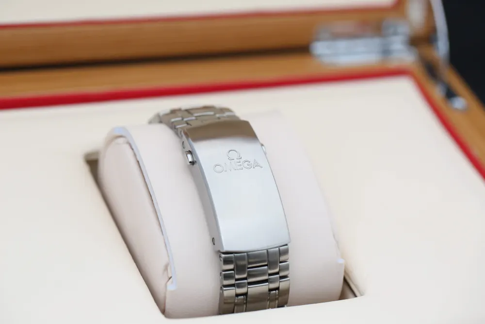 Omega Seamaster Diver 300m 210.30.42.20.06.001 — 2023 — Good detail 3