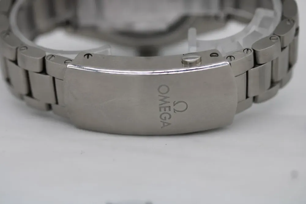 Omega Planet Ocean 215.30.44.21.01.001 — 2021 — Excellent detail 3