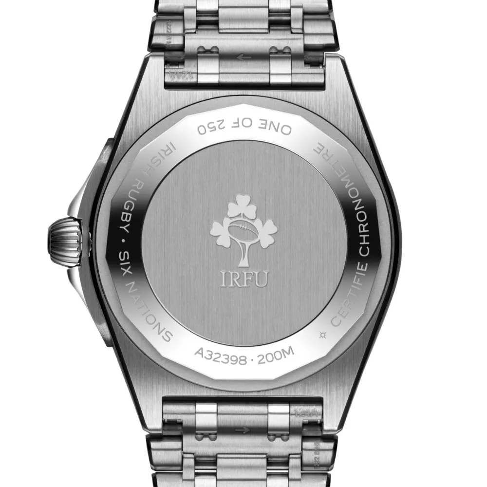 Breitling Chronomat GMT Six Nations Ireland Limited Edition 40mm Mens Watch detail 2
