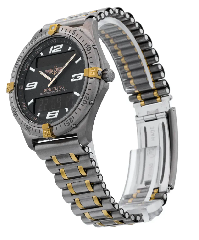 Breitling Aerospace F65362 — 2000 — Very good detail 2