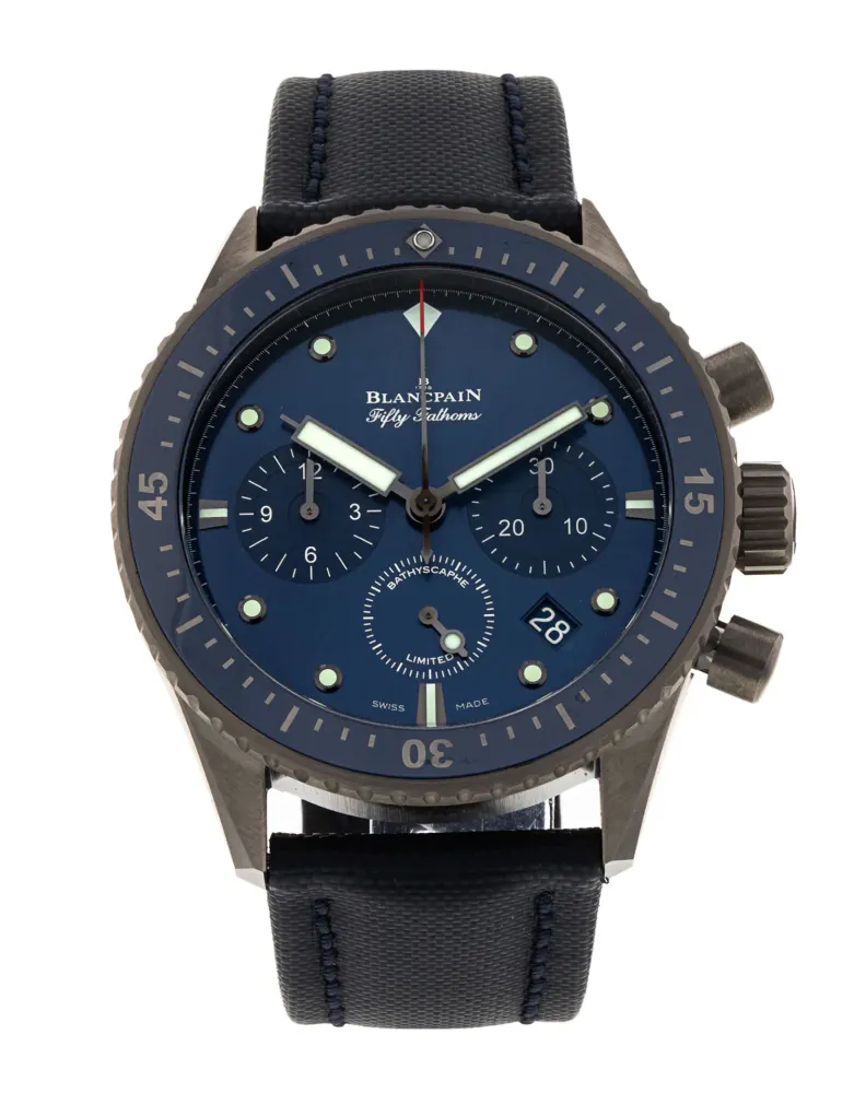 Blancpain Fifty Fathoms 5200-0240-52A — 2015 — Excellent in Blue – Pre-owned watches