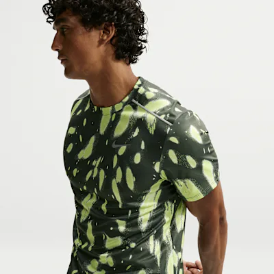 Nike Miler Men's Dri-FIT UV-Protection Short-Sleeve Running Top - Camo Green
