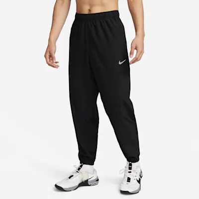 Nike Form Men's Dri-FIT Tapered Versatile Trousers - Black/Black