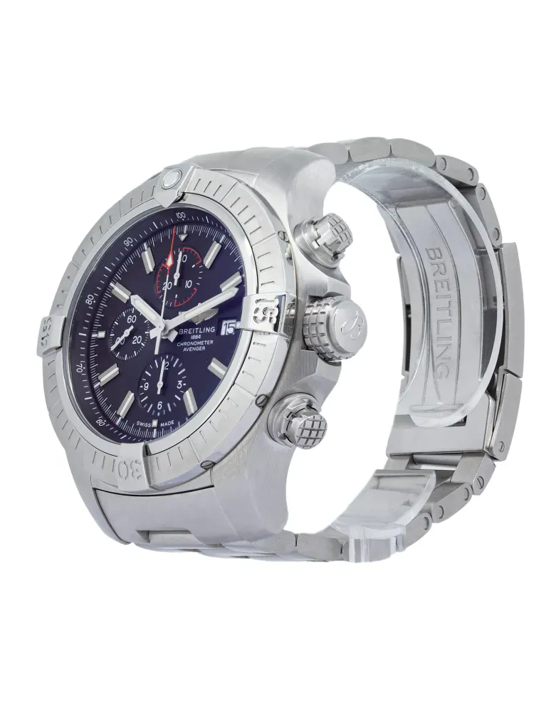 Breitling Super Avenger A13370 — 2022 — Excellent detail 2
