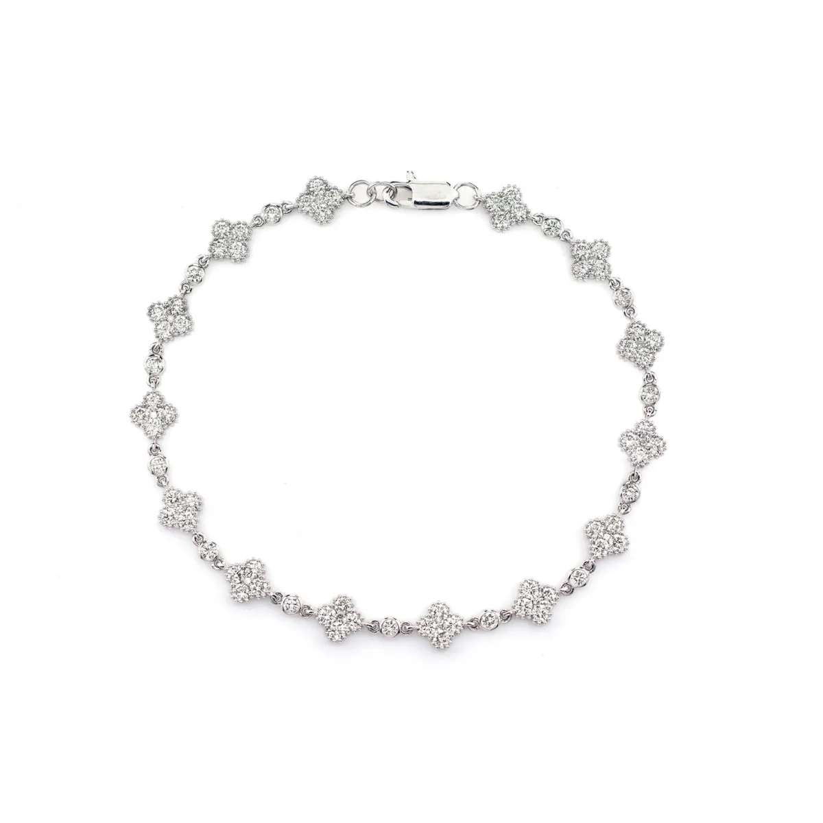 For Him Clover Link Bezel Milgrain Diamond Bracelet