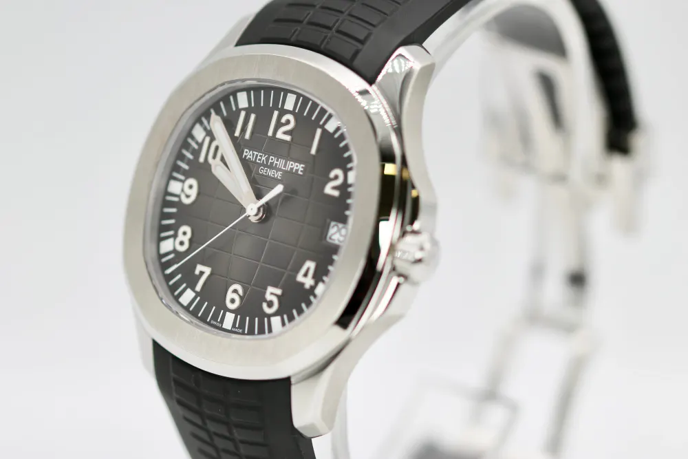 Patek Philippe Aquanaut 5167A-001 — 2019 — Excellent in Black Arabic, additional product view 2