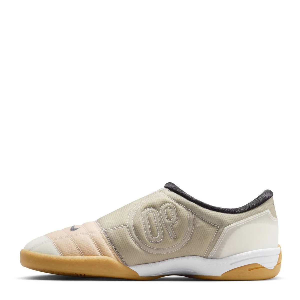 For Him Nike Total 90 Trainers in White/Black, additional product view 2