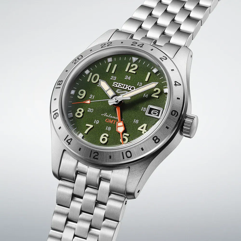 Seiko 5 Sports 5 Sports Field GMT Khaki Drill Green Mens Watch detail 3