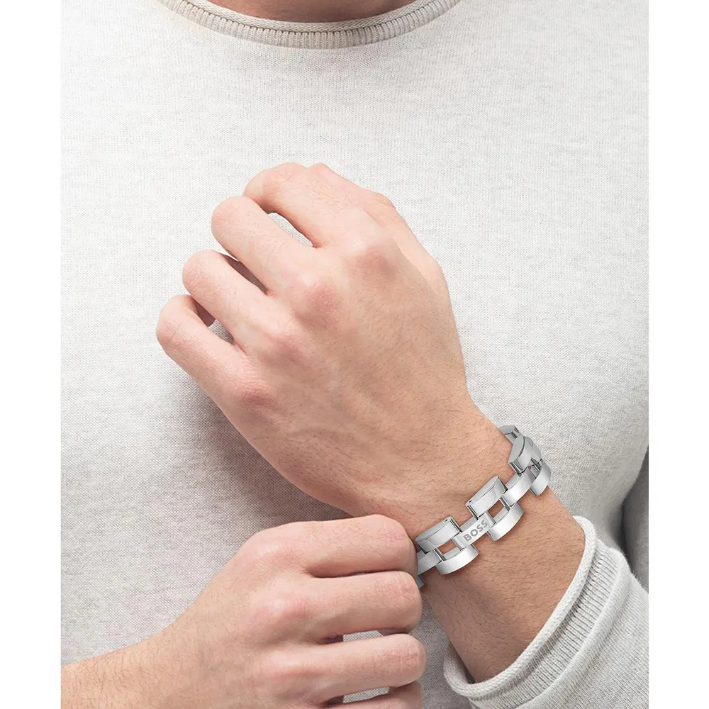 Boss Men's Sway Chain Stainless Steel Bracelet detail 3