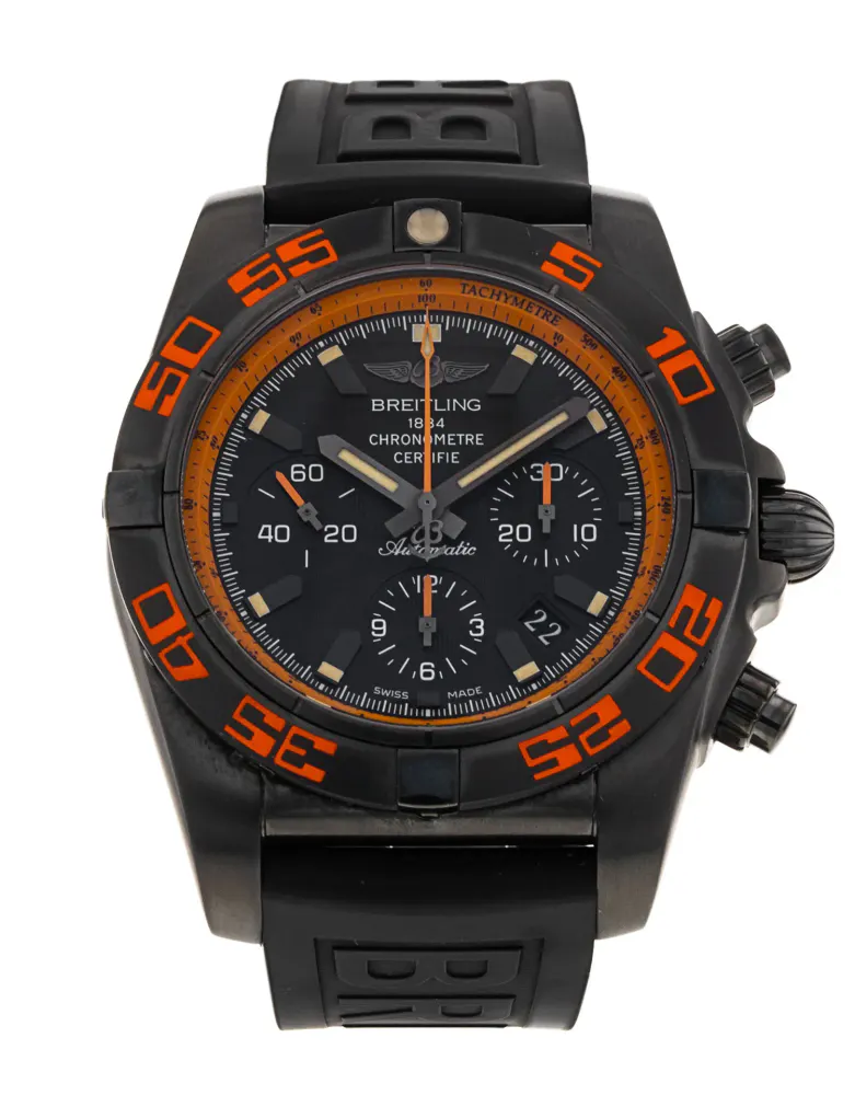 Breitling Chronomat 44 MB0111 — 2015 — Very good