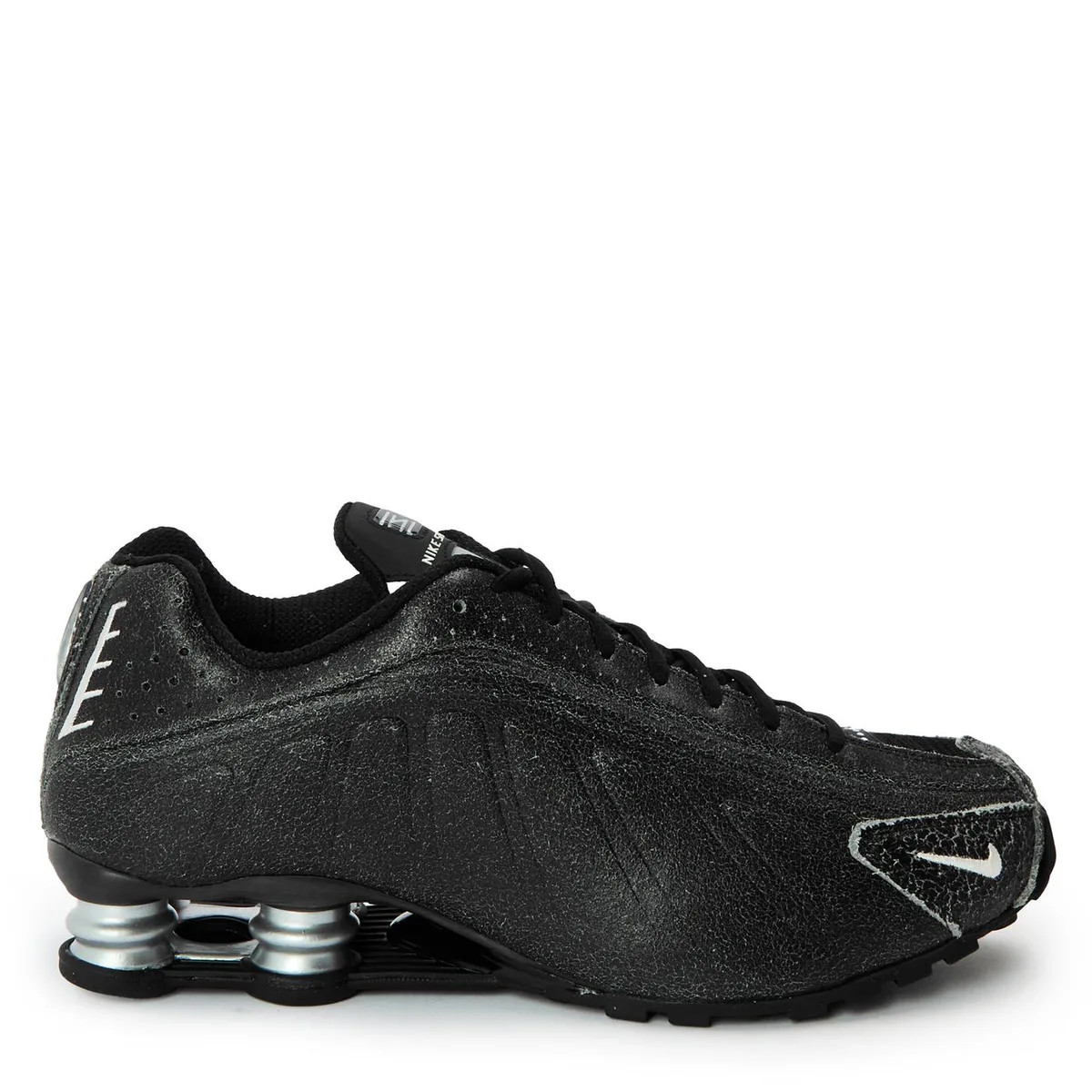 For Him Nike Nike Shox R4 Qs Sn61 in Black/Grey – Footwear