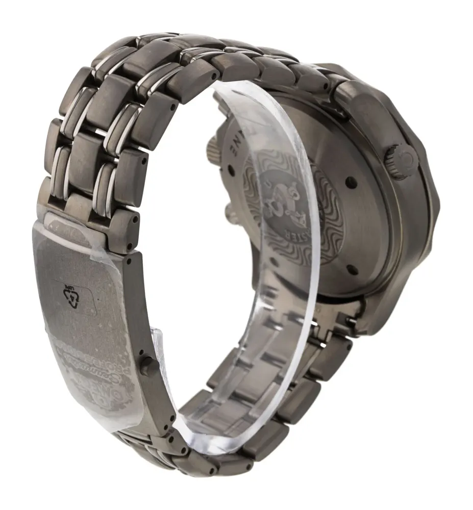 Omega Seamaster Chrono Diver 2298.80.00 — 2000 — Very good detail 3