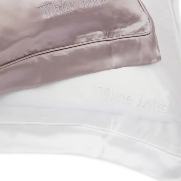 White Lotus Beauty 100% Mulberry Silk Pillowcase Cruelty Free - Pearl Grey detail 2