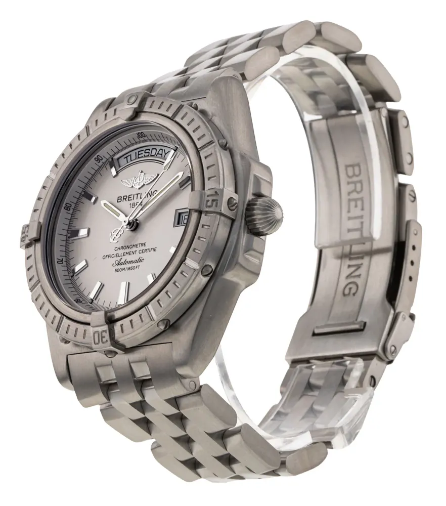 Breitling Headwind A45355 — 2005 — Very good detail 2