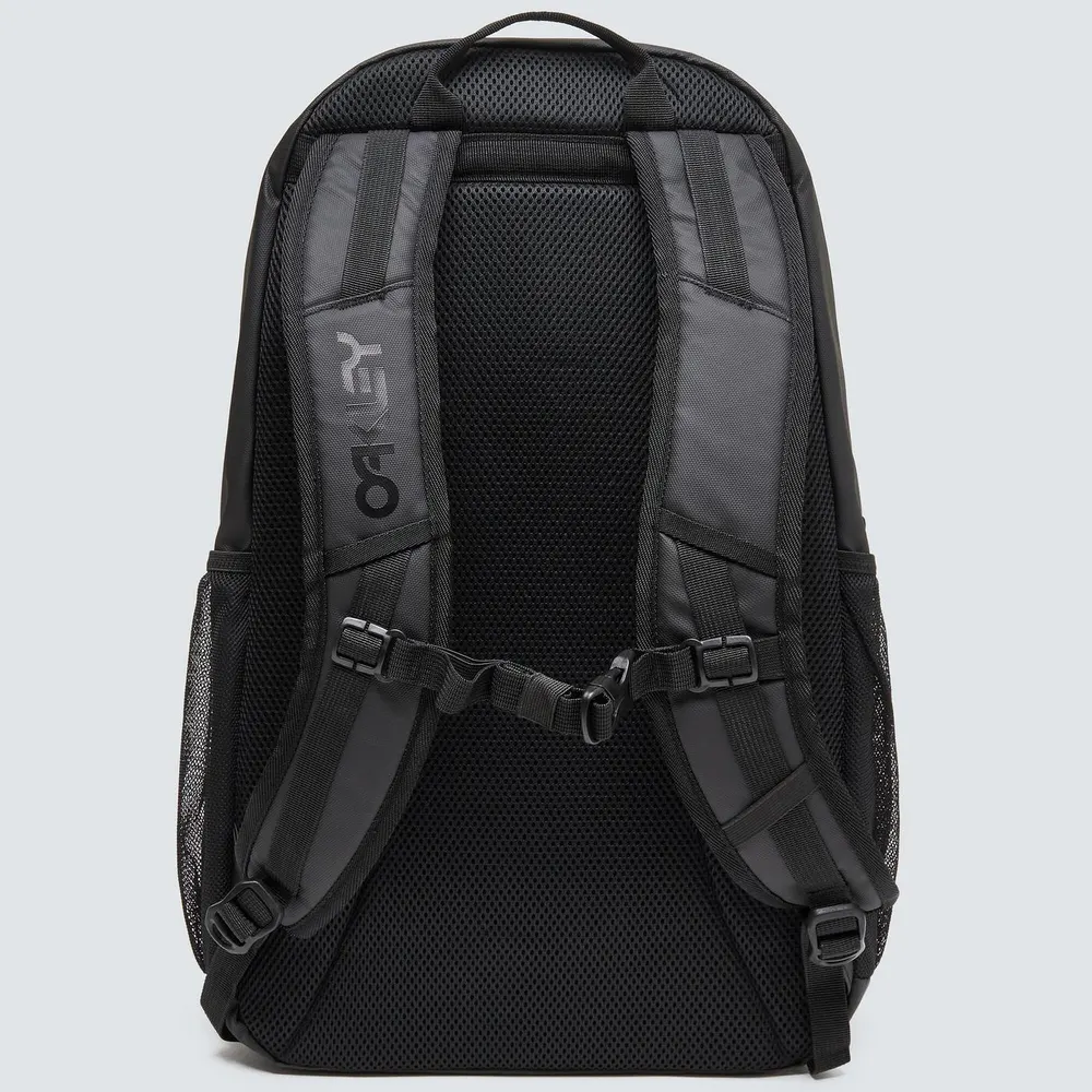 Oakley Freshman Skate Backpack detail 2