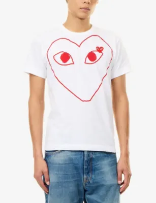 COMME DES GARCONS PLAY Hollow Heart-Logo Graphic Cotton T-Shirt detail 3