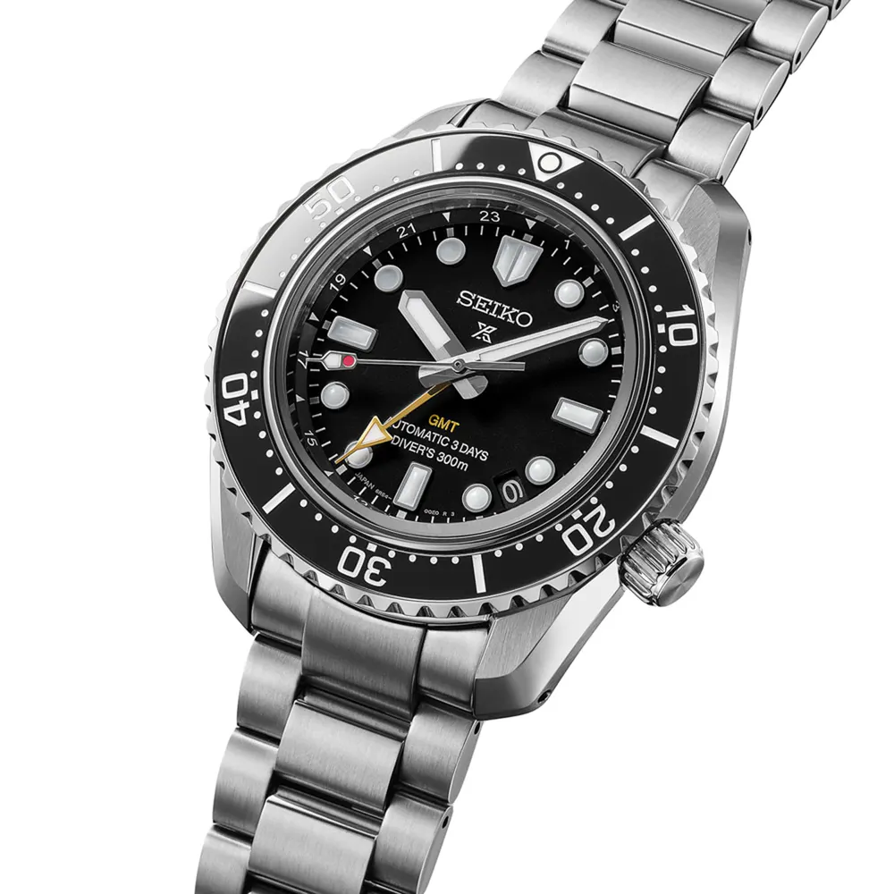 Seiko Prospex Diver’s 1968 300M Heritage GMT 42mm Mens Watch Black detail 3