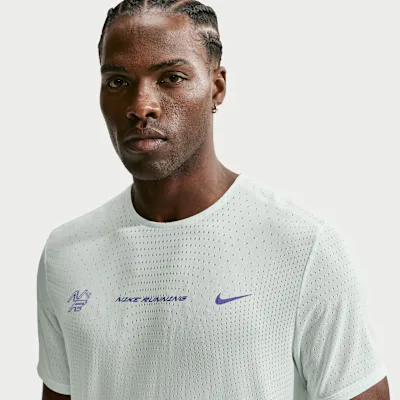 Nike AeroSwift Men's Dri-FIT ADV Short-Sleeve Running Top - Barely Green/Lapis