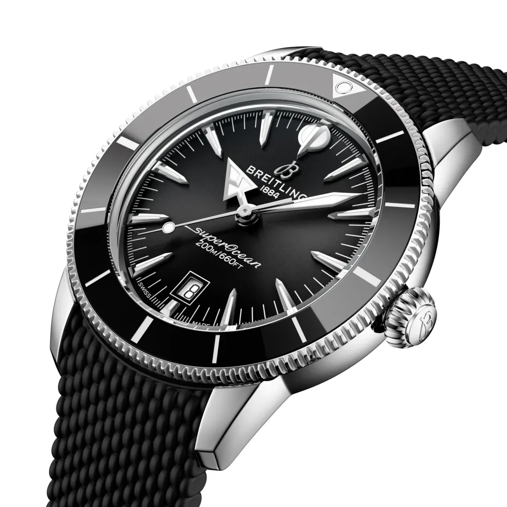 Breitling Superocean Heritage B31 Automatic 44mm Mens Watch Black Rubber detail 3