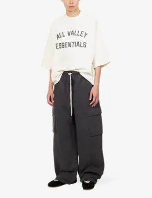 FEAR OF GOD ESSENTIALS Merch Text-Print Relaxed Cotton-Jersey T-Shirt detail 2
