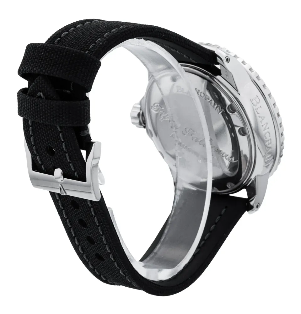 Blancpain Fifty Fathoms 5015-1130-52A — 2013 — Very good in Black Quarter Arabic, additional product view 3