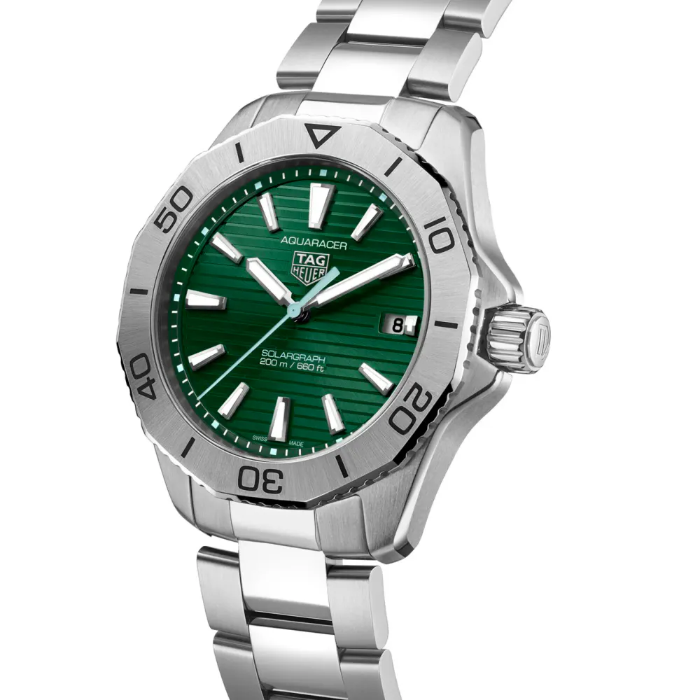 TAG Heuer Aquaracer Professional 200 Solargraph 40mm Mens Watch Green detail 2