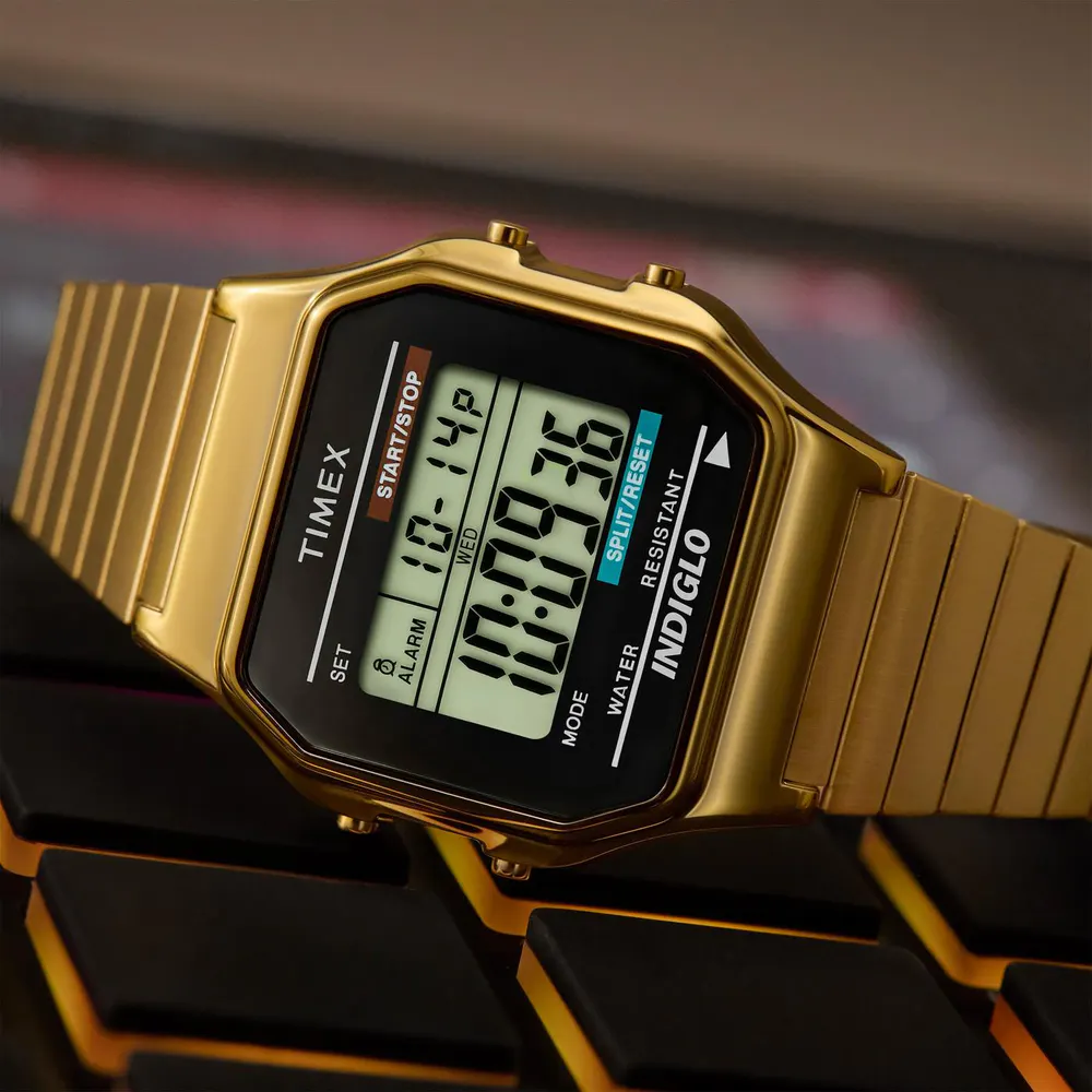 Timex Men's L Classic Quartz Analogue Watch in Gold, additional product view 2