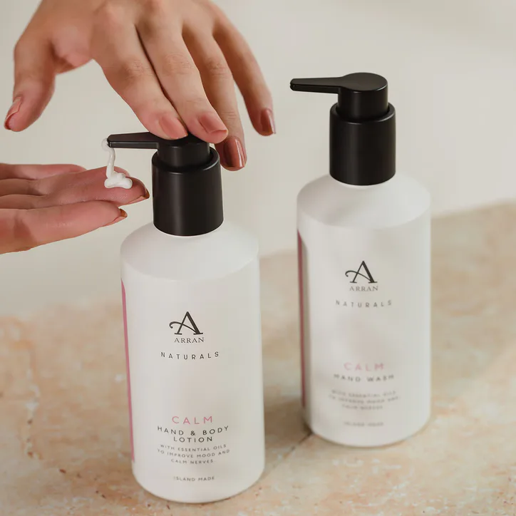 ARRAN Naturals Calm - Lavender & Chamomile Hand & Body Lotion 250ml detail 2